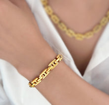 Load image into Gallery viewer, Mon Chunky Chain Bracelet