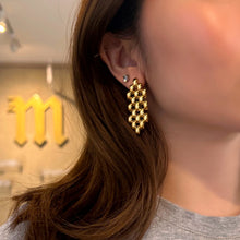 Load image into Gallery viewer, Glam Chain Earrings in GOLD / SILVER