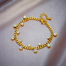 Load image into Gallery viewer, Vines Curb Chain Bracelet