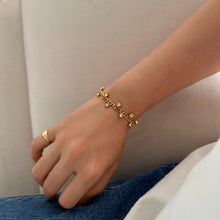 Load image into Gallery viewer, Vines Curb Chain Bracelet