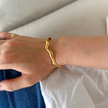 Load image into Gallery viewer, The Melted Adjustable Bangle