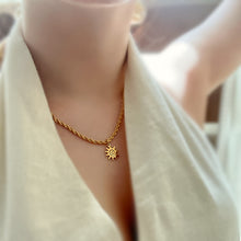 Load image into Gallery viewer, Soleil Rope Necklace in GOLD / SILVER