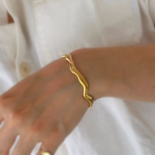 Load image into Gallery viewer, The Melted Adjustable Bangle