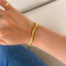 Load image into Gallery viewer, The Melted Adjustable Bangle