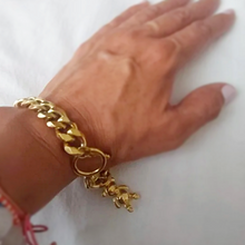Load image into Gallery viewer, Teddy Charm Chunky Bracelet