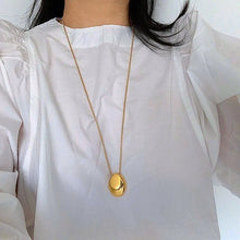Load image into Gallery viewer, Orb Long Chained Necklace