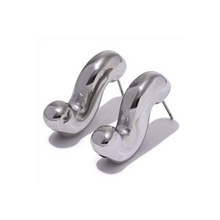 Load image into Gallery viewer, Weird Wiggle Earrings in GOLD / SILVER