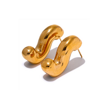 Load image into Gallery viewer, Weird Wiggle Earrings in GOLD / SILVER