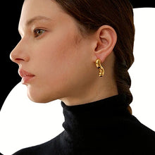 Load image into Gallery viewer, Weird Wiggle Earrings in GOLD / SILVER