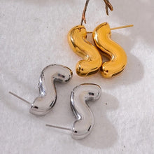 Load image into Gallery viewer, Weird Wiggle Earrings in GOLD / SILVER