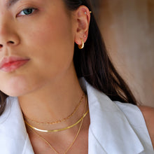 Load image into Gallery viewer, Tiny Vero Hoop Earrings S925