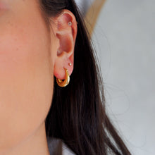 Load image into Gallery viewer, Tiny Vero Hoop Earrings S925
