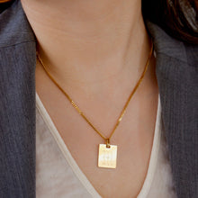 Load image into Gallery viewer, Initial Tag Chain Necklace