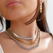 Load image into Gallery viewer, Virge Curb Necklace - Gold