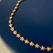 Load image into Gallery viewer, Baby's Breath Chain Necklace