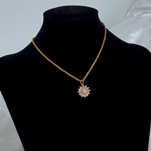 Load image into Gallery viewer, The Sunflower Chain Necklace