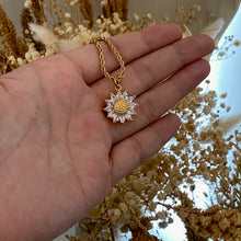 Load image into Gallery viewer, The Sunflower Chain Necklace