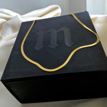 Load image into Gallery viewer, Flat Snake Chain Necklace - 18"