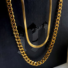 Load image into Gallery viewer, Flat Snake Chain Necklace - 18"