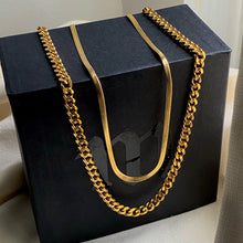 Load image into Gallery viewer, Flat Snake Chain Necklace - 18"