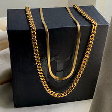 Load image into Gallery viewer, Flat Snake Chain Necklace - 18"