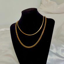 Load image into Gallery viewer, Flat Snake Chain Necklace - 18"