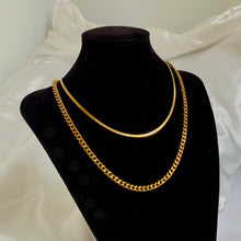 Load image into Gallery viewer, Flat Snake Chain Necklace - 18"