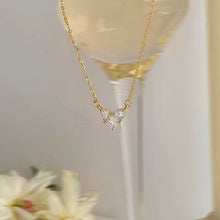 Load image into Gallery viewer, The Hearty Diamond Necklace