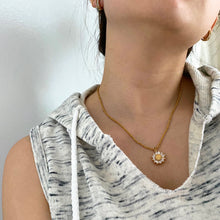 Load image into Gallery viewer, The Sunflower Chain Necklace
