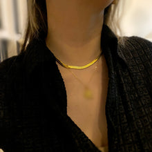 Load image into Gallery viewer, Flat Snake Necklace 16" - Gold