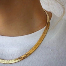Load image into Gallery viewer, Flat Snake Chain Necklace - 20"