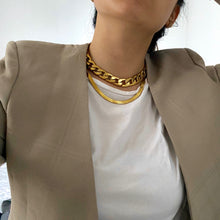 Load image into Gallery viewer, Flat Snake Chain Necklace - 20"