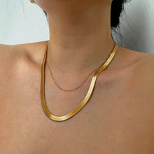 Load image into Gallery viewer, Flat Snake Chain Necklace - 20"