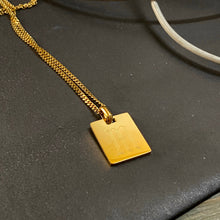 Load image into Gallery viewer, Initial Tag Chain Necklace