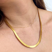 Load image into Gallery viewer, Flat Snake Chain Necklace - 20"