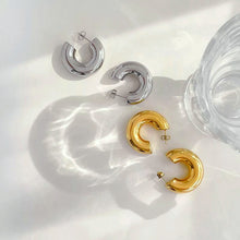 Load image into Gallery viewer, Floater Chunky Statement Hoops