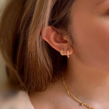 Load image into Gallery viewer, Basic Diamond Hoop Earrings