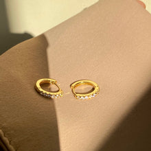 Load image into Gallery viewer, Basic Diamond Hoop Earrings