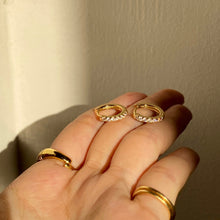 Load image into Gallery viewer, Basic Diamond Hoop Earrings