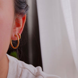 Femme Plain Hoop Earrings