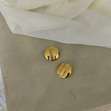 Load image into Gallery viewer, Vintage Button Clip ons