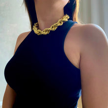 Load image into Gallery viewer, Giga Rope Necklace