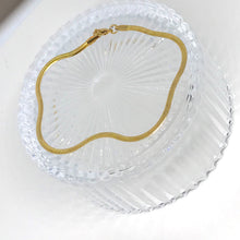 Load image into Gallery viewer, Snake Chain Anklet in GOLD / SILVER