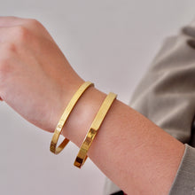 Load image into Gallery viewer, The Flat Thick Plain Bangle