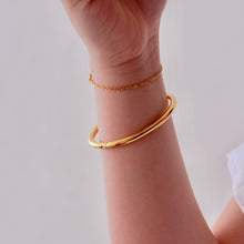Load image into Gallery viewer, Round Bangle