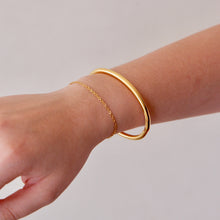 Load image into Gallery viewer, Round Bangle