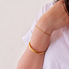 Load image into Gallery viewer, Round Bangle