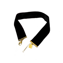 Load image into Gallery viewer, Thick Velvet Choker Necklace