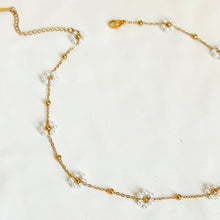 Load image into Gallery viewer, Santan Flower Necklace in Red or White