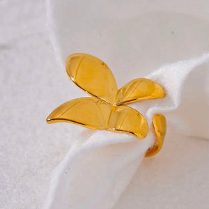 Petal Statement Ring in GOLD / SILVER